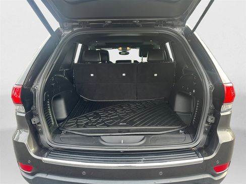 Certified 2021 Jeep Grand Cherokee Limited image 13