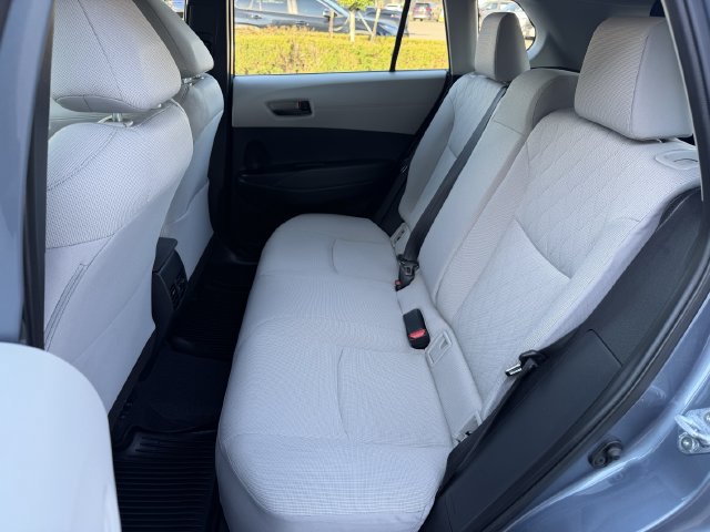 Used 2025 Toyota Corolla Cross L FWD image 25