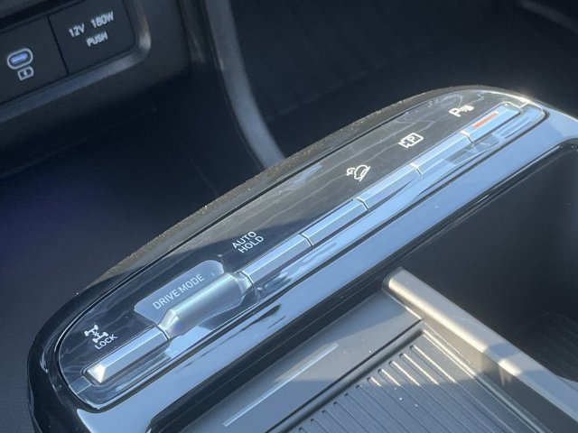 New 2026 Hyundai Tucson Limited AWD/4WD image 32