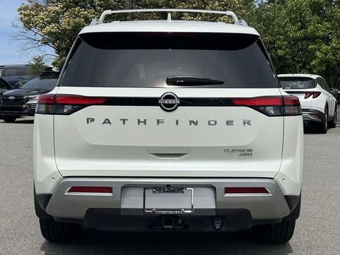 Used 2024 Nissan Pathfinder Platinum w/ Cargo Package AWD/4WD image 39
