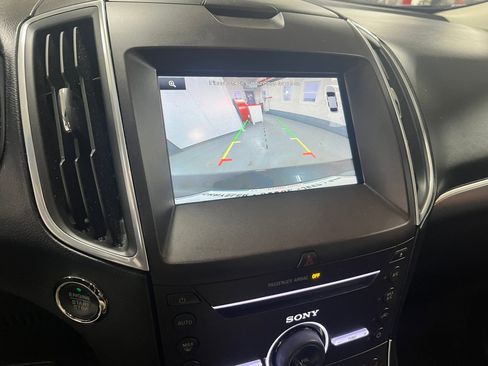 Used 2015 Ford Edge Titanium w/ Equipment Group 301A image 21