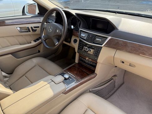 Used 2013 Mercedes-Benz E 350 BlueTEC Sedan image 23