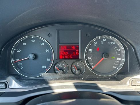 Used 2009 Volkswagen Jetta S image 11