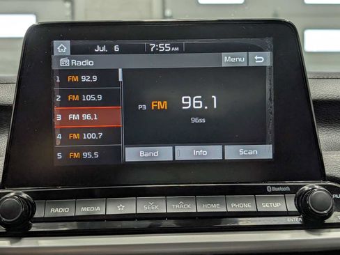 Used 2020 Kia Forte LXS FWD image 23