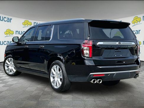 Used 2024 Chevrolet Suburban High Country image 4