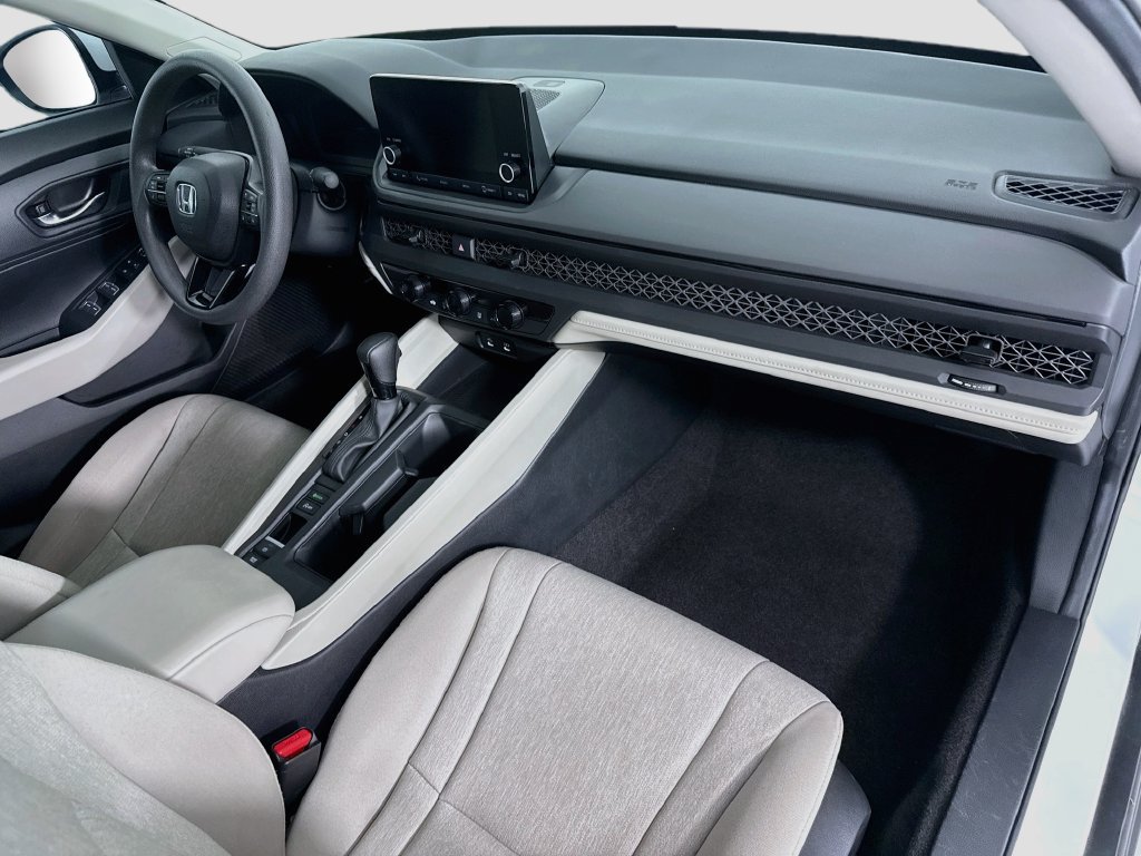 Certified 2024 Honda Accord LX image 17