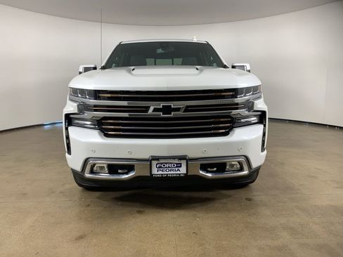 Used 2022 Chevrolet Silverado 1500 High Country w/ LPO, Dark Essentials Package image 3