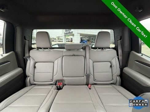 Used 2024 GMC Sierra 1500 SLT image 15