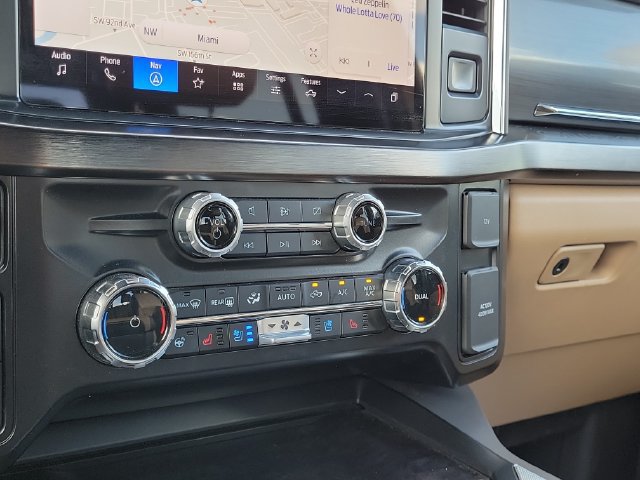 Used 2024 Ford F250 Lariat w/ Lariat Ultimate Package AWD/4WD image 33