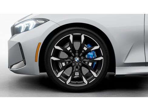 New 2026 BMW 330i xDrive Sedan w/ M Sport Package AWD/4WD image 7