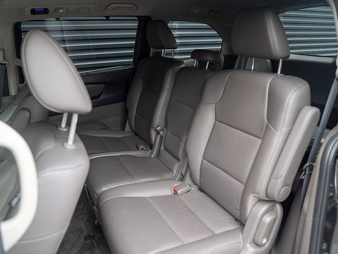Used 2013 Honda Odyssey EX-L image 20