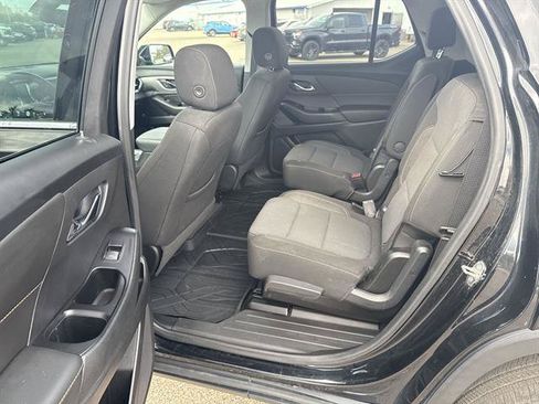 Used 2020 Chevrolet Traverse LT FWD image 16