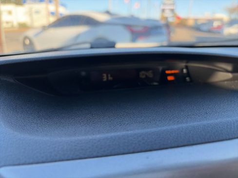 Used 2010 Subaru Impreza WRX WRX AWD 4dr Wagon image 32