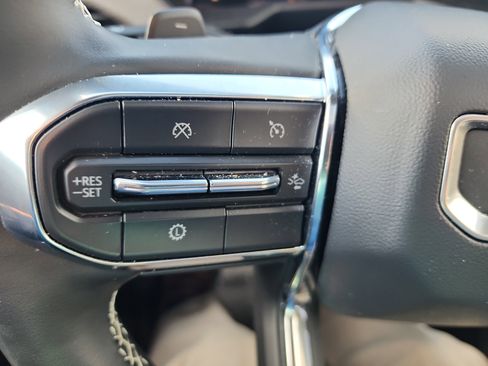 New 2025 GMC Acadia Denali w/ LPO, Floor Liner Package image 21