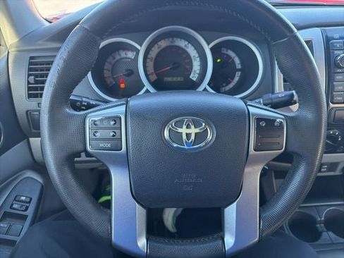 Used 2013 Toyota Tacoma PreRunner image 22