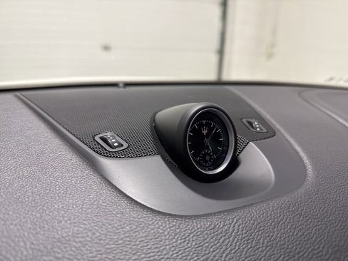 Used 2021 Maserati Levante image 26