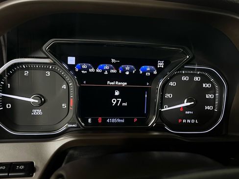 Used 2023 GMC Sierra 2500 Denali w/ Denali Ultimate Package image 20