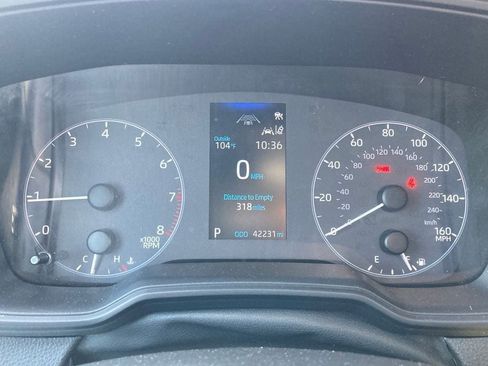 Used 2025 Toyota Corolla LE FWD image 14