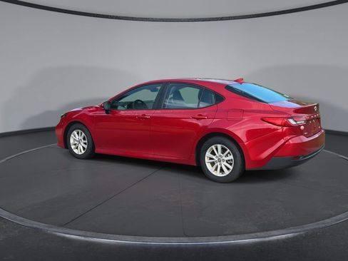 Used 2025 Toyota Camry LE FWD image 6