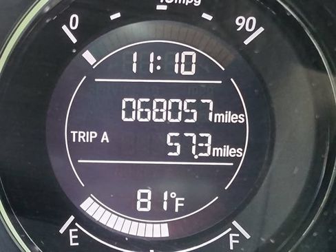 Used 2017 Honda HR-V EX image 16