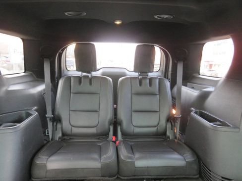 Used 2015 Ford Explorer Sport w/ Equipment Group 401A image 28