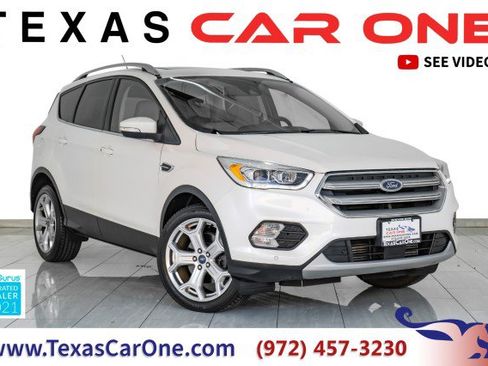 Used 2019 Ford Escape Titanium image 1