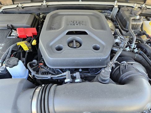 New 2025 Jeep Wrangler Unlimited Sport image 30