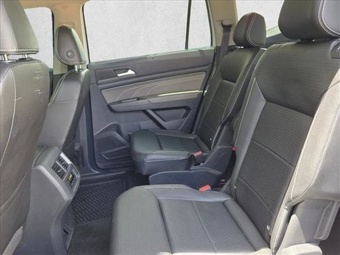 Used 2023 Volkswagen Atlas SEL AWD/4WD image 21