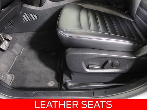 Certified 2024 Ford Edge SEL image 10