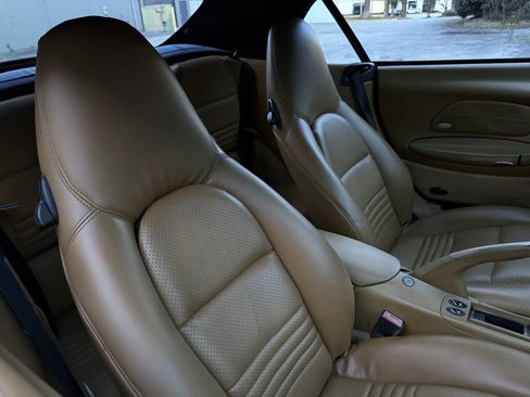 Used 2000 Porsche 911 Carrera image 37