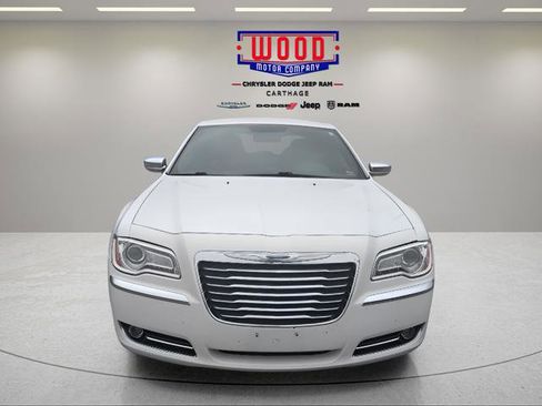 Used 2012 Chrysler 300 Limited image 8