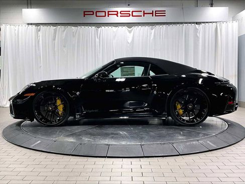 Used 2026 Porsche 911 Carrera 4 GTS image 2