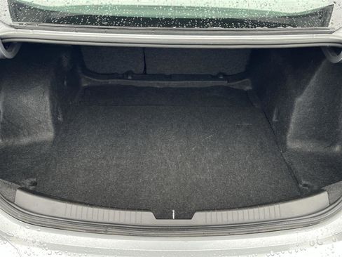 Used 2023 Chevrolet Malibu LT image 15