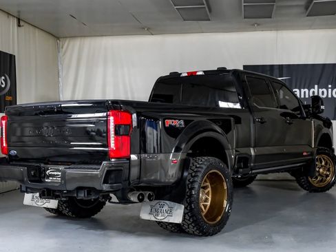 Used 2025 Ford F350 King Ranch image 8