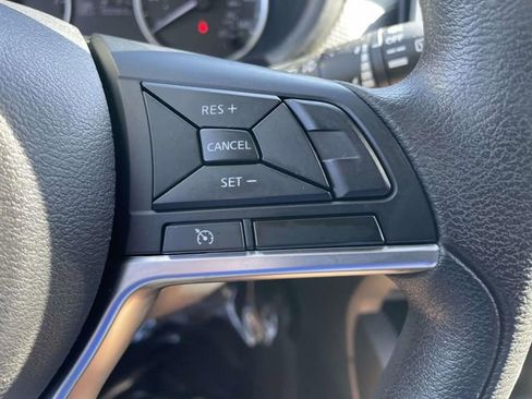 Used 2021 Nissan Kicks S image 16