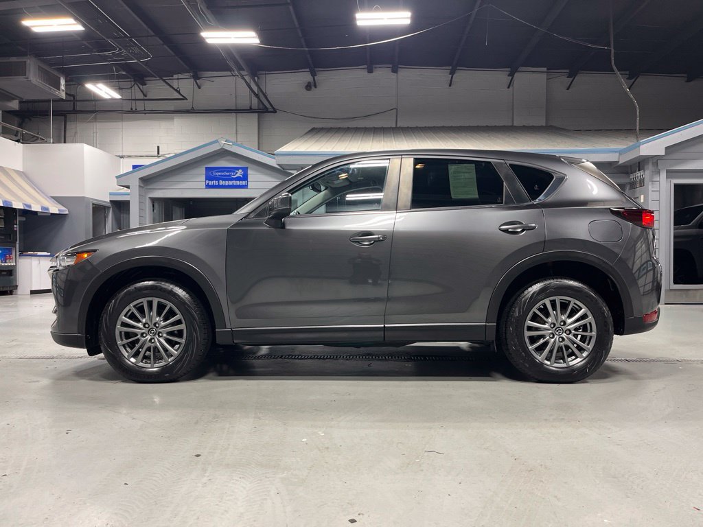 Used 2017 MAZDA CX-5 Touring w/ I-ACTIVSENSE Package AWD/4WD image 4