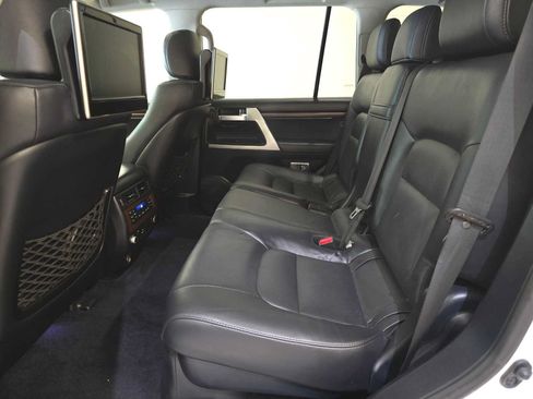 Used 2017 Toyota Land Cruiser AWD/4WD image 24
