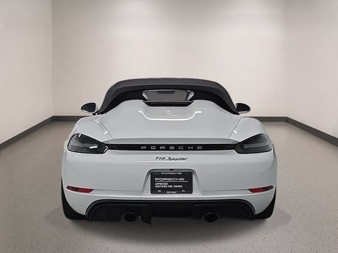 Certified 2022 Porsche 718 Boxster Spyder RWD image 6