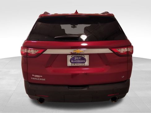 Used 2021 Chevrolet Traverse LT image 4