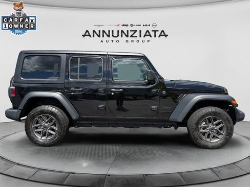 Used 2025 Jeep Wrangler Unlimited Sport AWD/4WD image 6