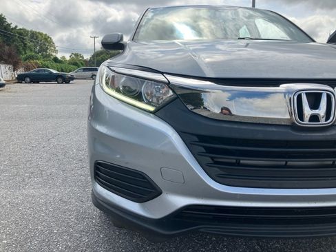 Used 2021 Honda HR-V LX image 28