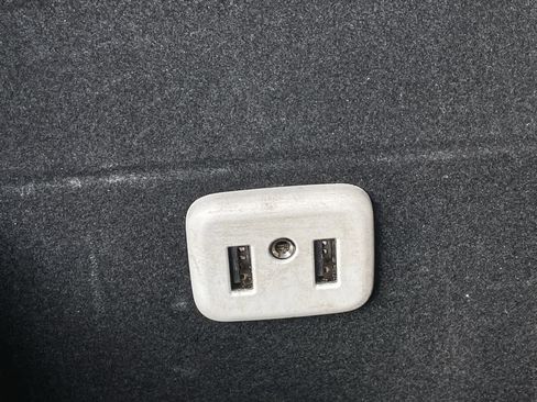 Used 2017 Cadillac XT5 Luxury w/ Driver Awareness Package image 26