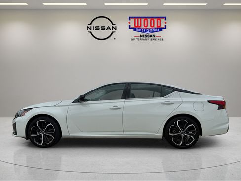 Certified 2026 Nissan Altima 2.5 SR FWD image 5