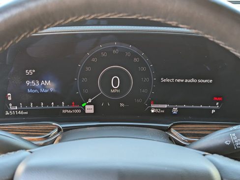 Certified 2022 Cadillac Escalade Luxury image 23