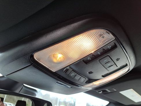 Used 2024 Dodge Durango GT image 29