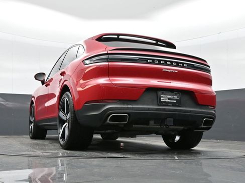Certified 2024 Porsche Cayenne Coupe image 36
