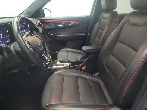 Used 2024 Chevrolet TrailBlazer RS w/ Convenience Package AWD/4WD image 17