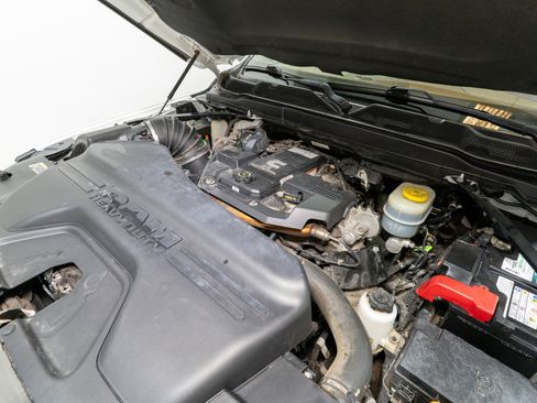 Used 2020 RAM 2500 Laramie image 33