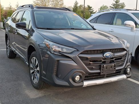 Used 2023 Subaru Outback Limited image 5