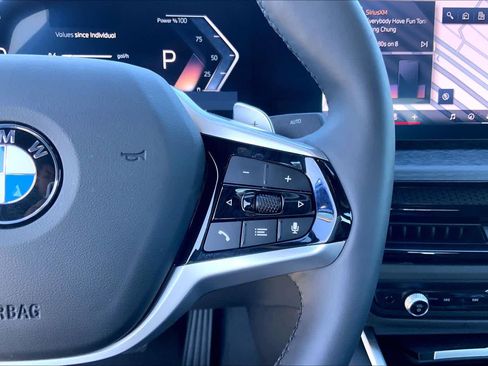 Certified 2025 BMW 330i Sedan image 22